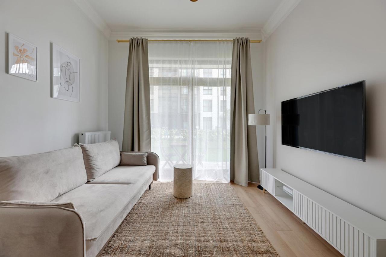 Zajezdnia Wrzeszcz Seaside & Parking By Downtown Apartments Gdansk Exterior photo